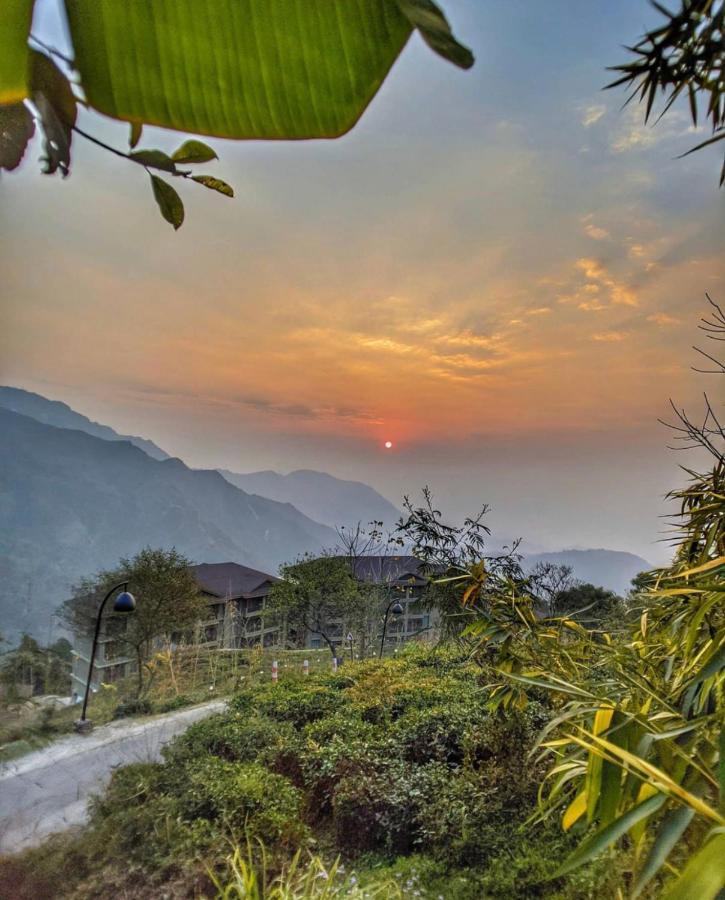 Taj Chia Kutir Resort & Spa Darjeeling Kurseong Exterior photo